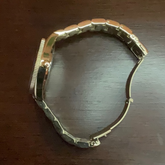 Unisex Gold Fossil Watch with Silver and Gold Bling Watch Face - Picture 4 of 9